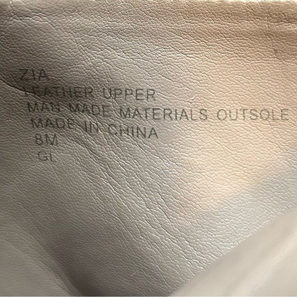 Aerosols, suede look black boot, size 8 - Picture 3 of 5